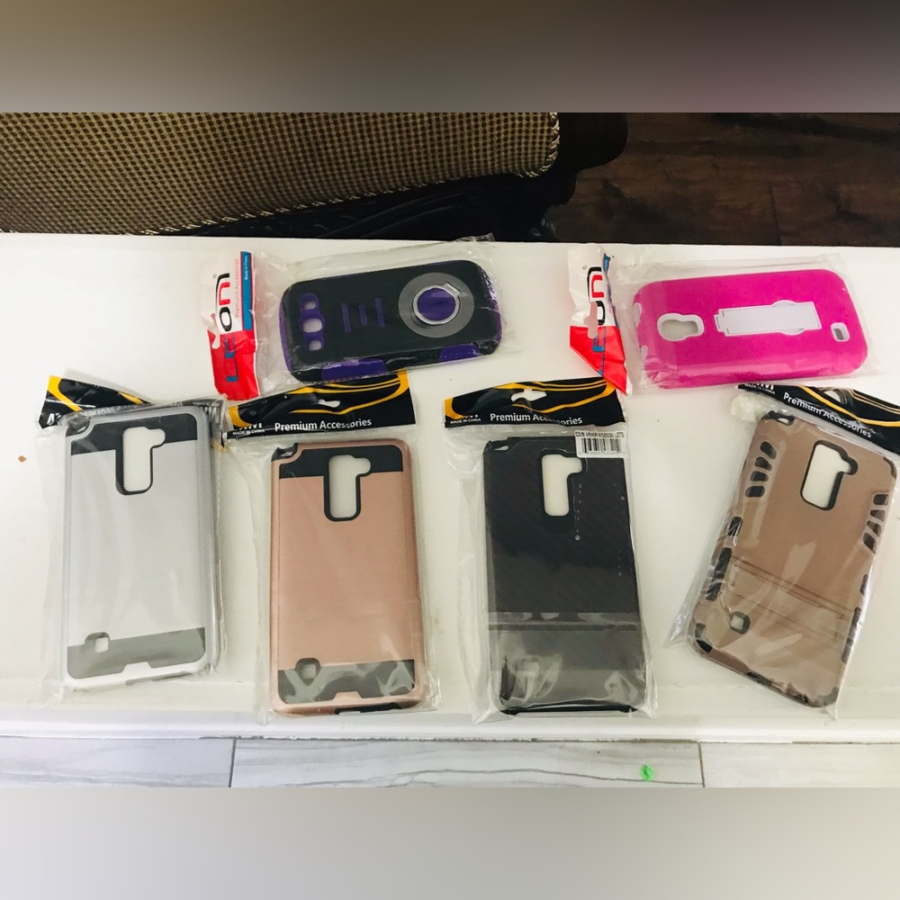 CELL PHONE COVERS AND CASES CELL PHONE OUTFITTERS AND SKINS (6 PIECES)